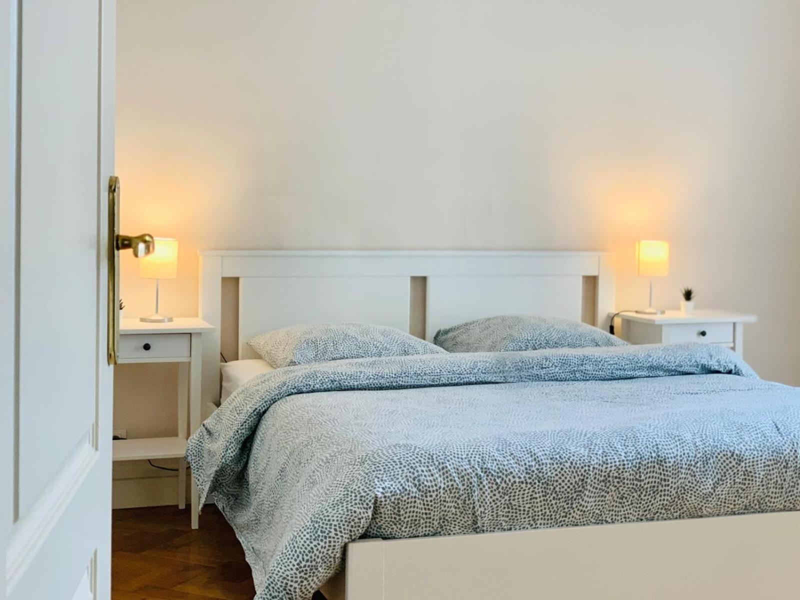 Chic & Spacious Getaway In - 10min To Appartamento Nizza